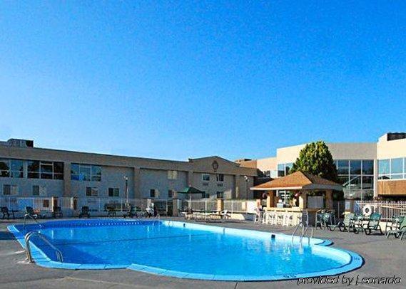 Quality Inn & Conference Center Maple Shade מתקנים תמונה