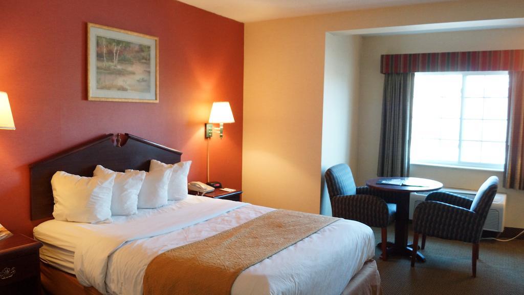 Quality Inn & Conference Center Maple Shade חדר תמונה