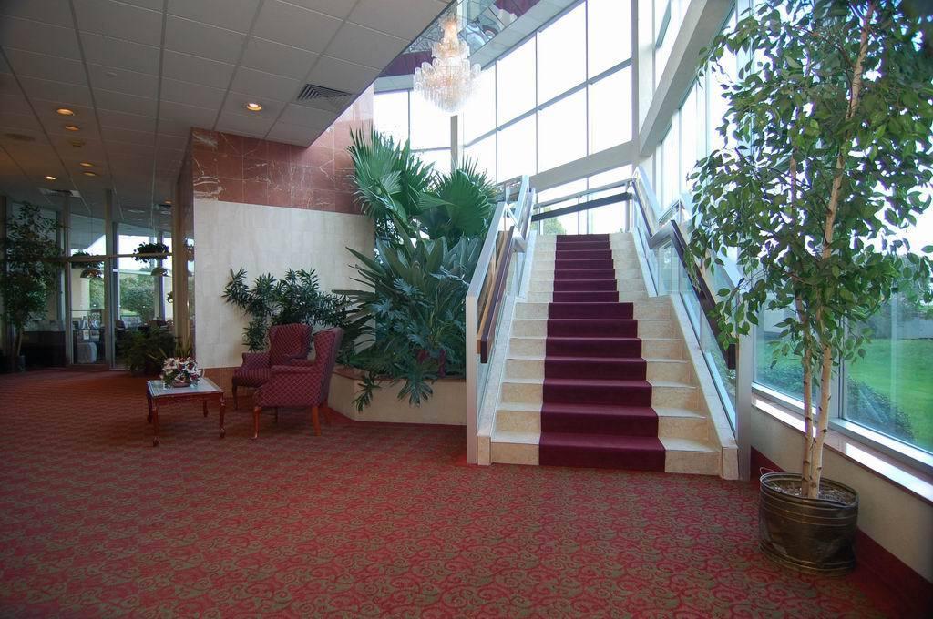 Quality Inn & Conference Center Maple Shade מראה חיצוני תמונה